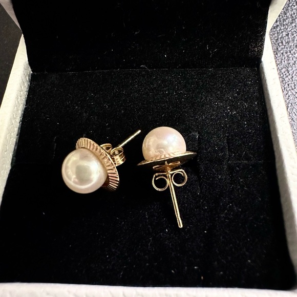 Peter Brams Design Jewelry - PBD Peter Brams Design 14K Solid Yellow Gold Pearl Pierced Earrings